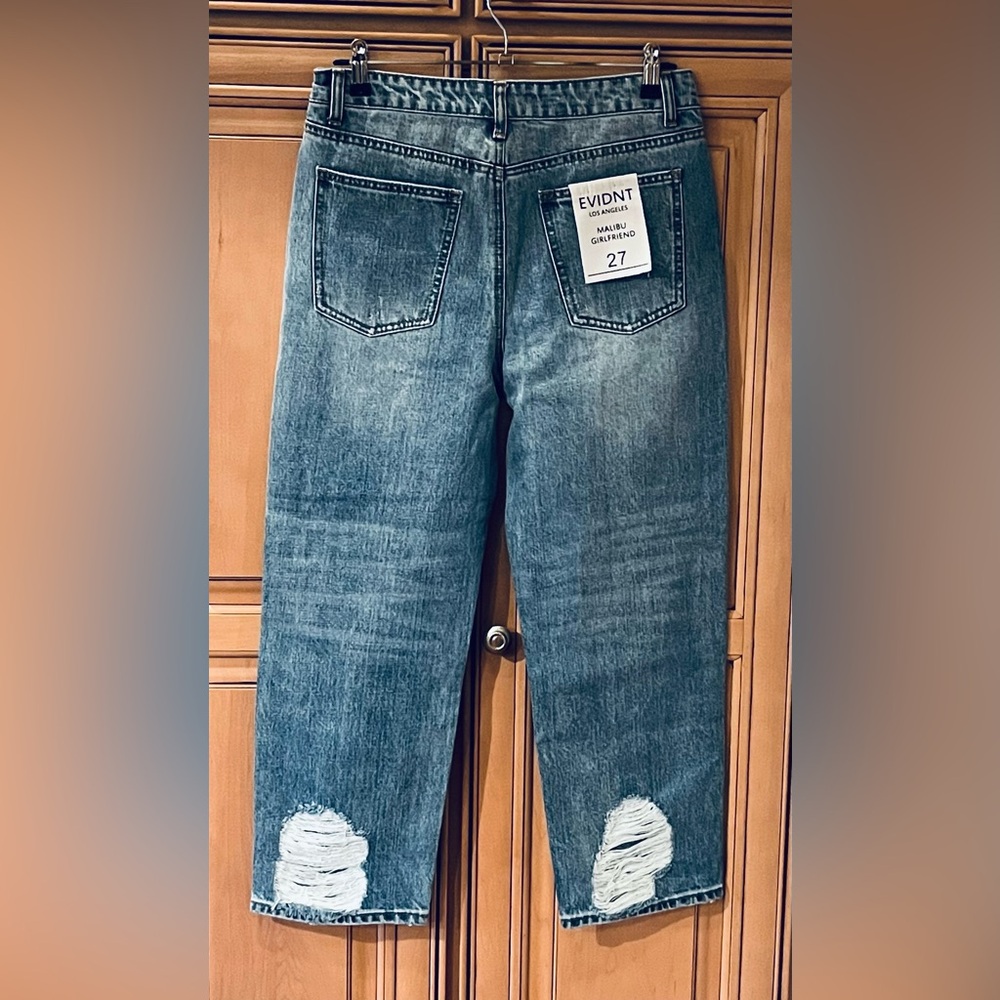 NWT Evidnt Malibu Girlfriend Distressed Jeans - Picture 9 of 16